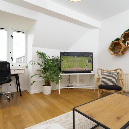 Lovely Apartment In Victoria Park Village Λονδίνο Εξωτερικό φωτογραφία